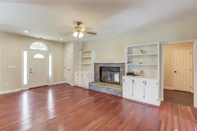 706 Crowell Road N, Covington, GA 30014 - Photo 4