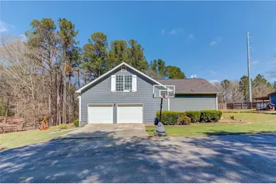 706 Crowell Road N, Covington, GA 30014 - Photo 2