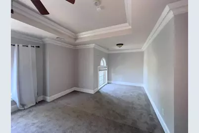 7945 Highland Bluff, Sandy Springs, GA 30328 - Photo 4