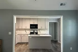 310 Windermere Dr, Loganville, GA 30052 - Photo 6