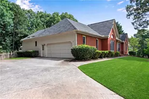 4210 Habersham Way, Cumming, GA 30041 - Photo 8