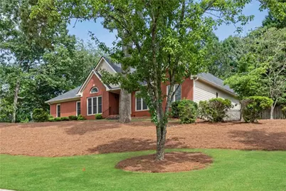 4210 Habersham Way, Cumming, GA 30041 - Photo 4