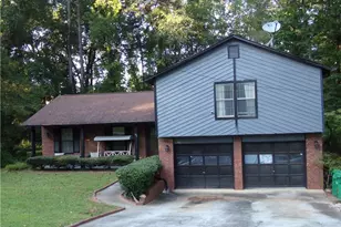 5792 Windermere Ct, Lithonia, GA 30038 - Photo 2