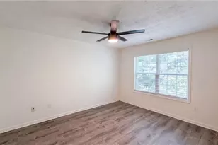 125 Sampson Ct, Covington, GA 30016 - Photo 4