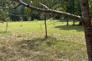 1402 Dewey St, Griffin, GA 30223 - Photo 24