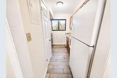 2545 Bradford Square NE, Atlanta, GA 30345 - Photo 8