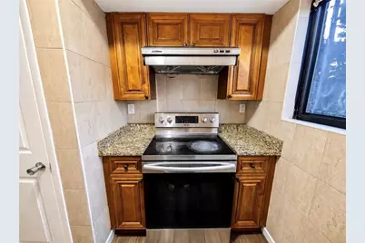 2545 Bradford Square NE, Atlanta, GA 30345 - Photo 10