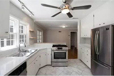 1347 Chalmette Drive NE, Atlanta, GA 30306 - Photo 2