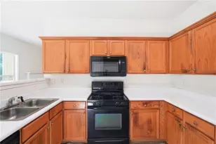 2470 Miller Oaks Cir, Decatur, GA 30035 - Photo 10