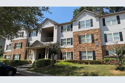 2102 Fairington Club Drive, Lithonia, GA 30038 - Photo 2