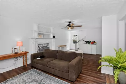 222 Valley Brook Drive, Woodstock, GA 30188 - Photo 8