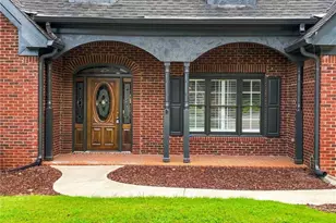 6086 Governors Walk Dr, Canton, GA 30115 - Photo 4