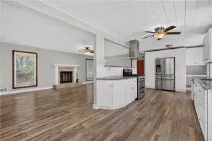 5147 Dekalb Way, Stone Mountain, GA 30087 - Photo 6