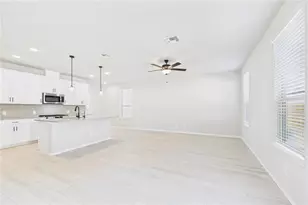 301 Greene Farm Trl, Cartersville, GA 30120 - Photo 6