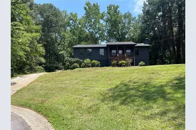 106 Spring Way, Woodstock, GA 30189 - Photo 2