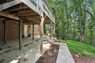 2063 Six Branches Dr, Roswell, GA 30076 - Photo 20