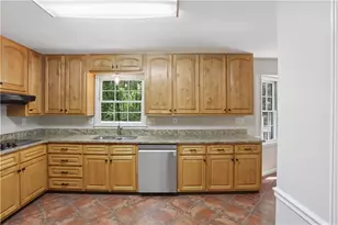 2063 Six Branches Dr, Roswell, GA 30076 - Photo 12