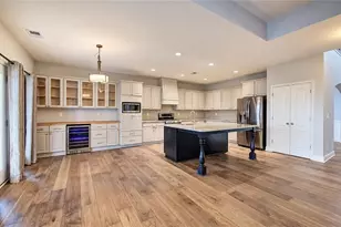 246 Eagle Rock Dr, Acworth, GA 30101 - Photo 2