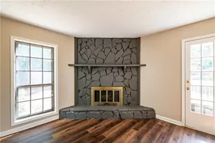 998 Ascot Ct, Riverdale, GA 30296 - Photo 10