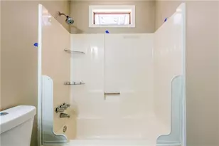 998 Ascot Ct, Riverdale, GA 30296 - Photo 36