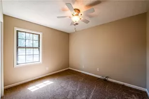 998 Ascot Ct, Riverdale, GA 30296 - Photo 32