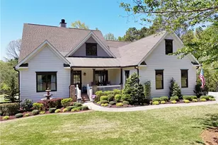 204 Lynn Ln, Canton, GA 30115 - Photo 2