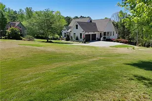 204 Lynn Ln, Canton, GA 30115 - Photo 10