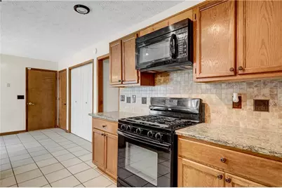 607 Stonemill Manor, Lithonia, GA 30058 - Photo 10