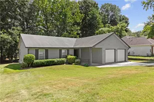 607 Stonemill Manor, Lithonia, GA 30058 - Photo 2