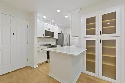 2201 Pine Heights Drive NE, Atlanta, GA 30324 - Photo 18