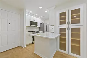 2201 Pine Heights Dr NE, Atlanta, GA 30324 - Photo 18