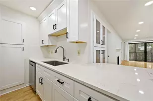 2201 Pine Heights Dr NE, Atlanta, GA 30324 - Photo 20