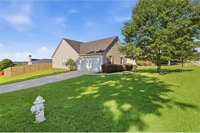 2230 Blue Ridge Lane, Conyers, GA 30012 - Photo 2