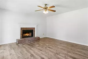 90 Maplewood Ln, Acworth, GA 30101 - Photo 8