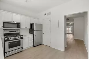 3675 Peachtree Rd NE, Atlanta, GA 30319 - Photo 14
