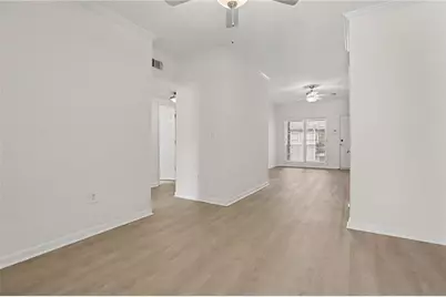 3675 Peachtree Road NE #34, Atlanta, GA 30319 - Photo 10