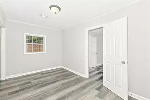 596 Crestmont Ct, Jonesboro, GA 30238 - Photo 6