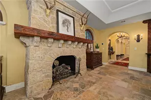 5375 Long Island Dr, Atlanta, GA 30327 - Photo 118