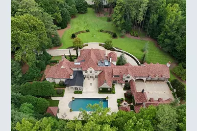 5375 Long Island Drive, Atlanta, GA 30327 - Photo 2