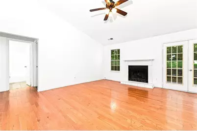 3061 Herscu Way, Lithonia, GA 30038 - Photo 4