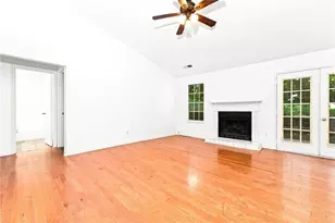 3061 Herscu Way, Lithonia, GA 30038 - Photo 4