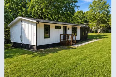 1101 Isa Drive SE, Atlanta, GA 30315 - Photo 2