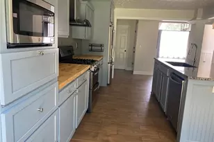 900 Harbins View Dr, Dacula, GA 30019 - Photo 16