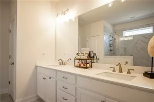 729 Glenside Dr, Jefferson, GA 30549 - Photo 14
