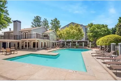 324 Granville Court, Sandy Springs, GA 30328 - Photo 4
