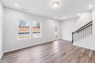 909 Colton Dr, Acworth, GA 30102 - Photo 2