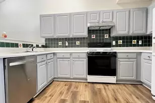 327 Lee Miller Dr, Suwanee, GA 30024 - Photo 6