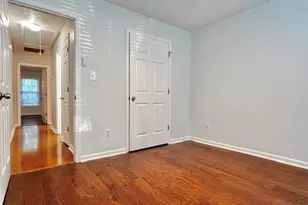 327 Lee Miller Dr, Suwanee, GA 30024 - Photo 14