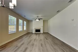 863 Langley View Ct, Loganville, GA 30052 - Photo 2