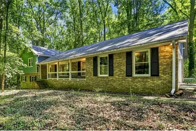 1050 Skyline Drive, Covington, GA 30014 - Photo 2